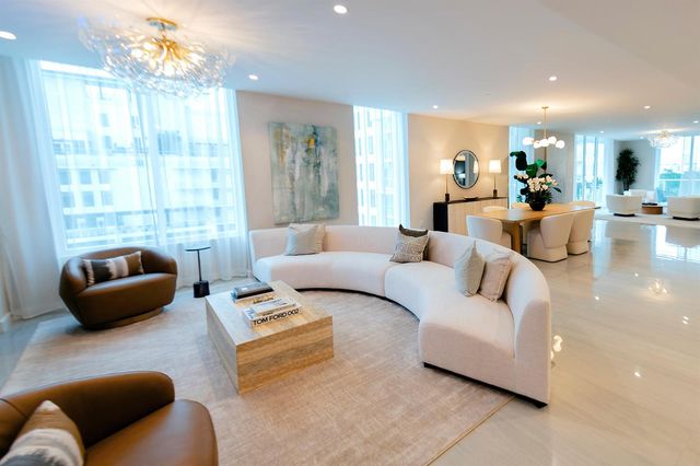 220 SE Mizner Boulevard 501, Boca Raton, FL 33432
