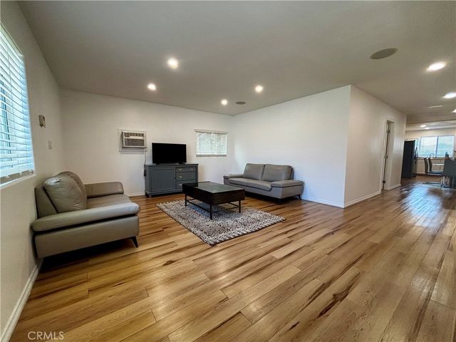 16877 Orangecrest Court B, Riverside, CA 92504