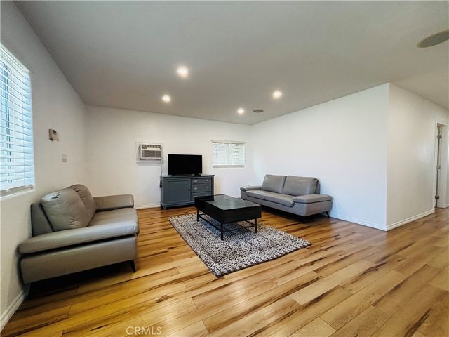 16877 Orangecrest Court B, Riverside, CA 92504