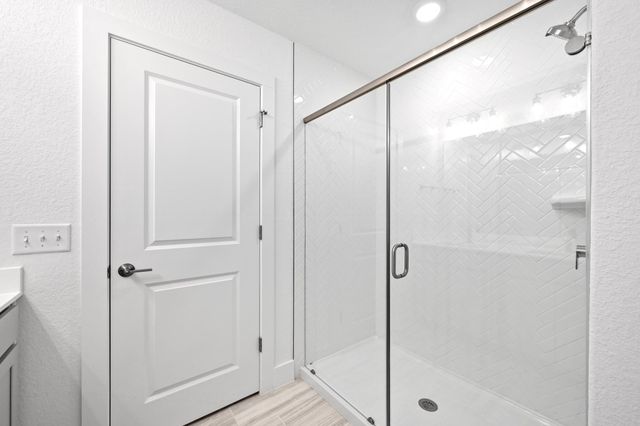 433 Bristlecone BND, Liberty Hill, TX 78642