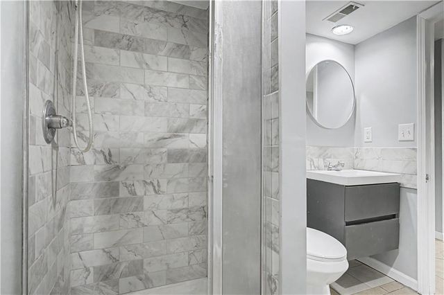 8270 Perry Street, Overland Park, KS 66204