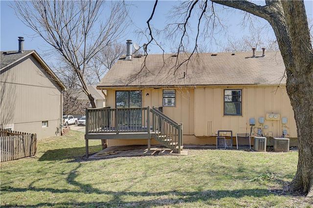 8270 Perry Street, Overland Park, KS 66204