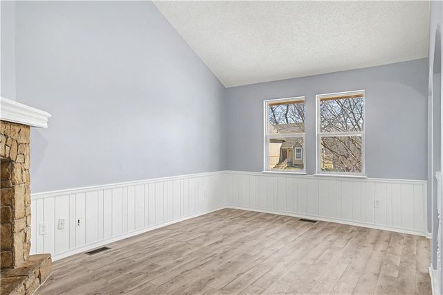 8270 Perry Street, Overland Park, KS 66204