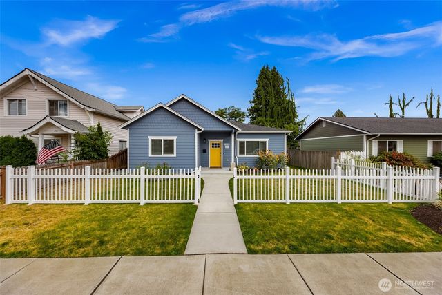 215 Puget Street, Sedro Woolley, WA 98284