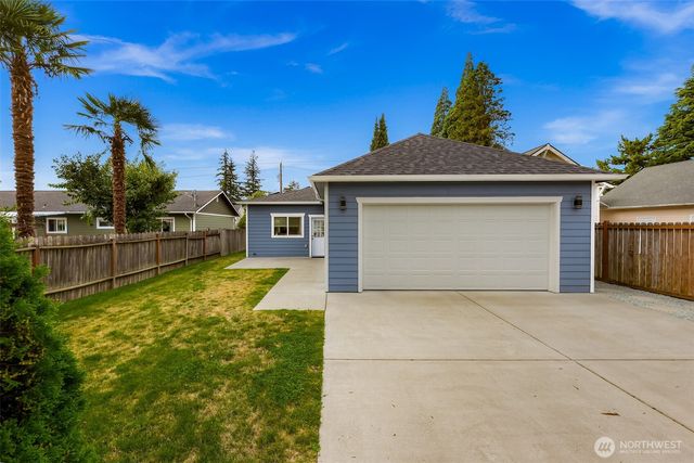 215 Puget Street, Sedro Woolley, WA 98284