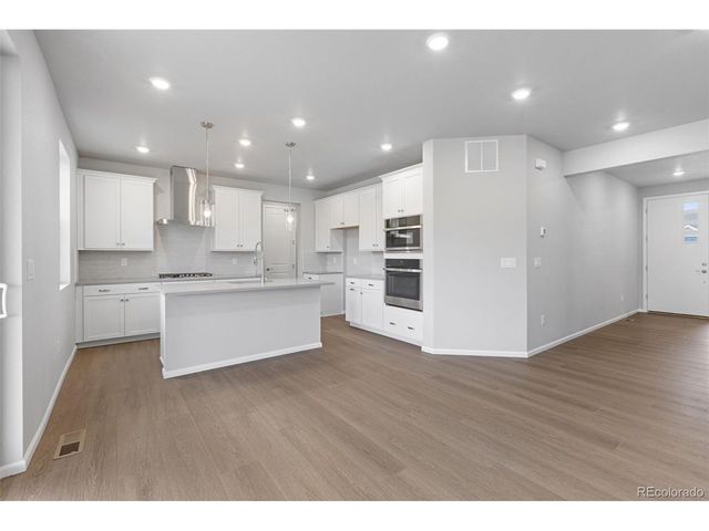 155 S Terry St, Golden, CO 80401