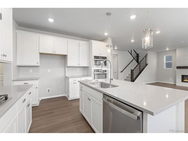 155 S Terry St, Golden, CO 80401