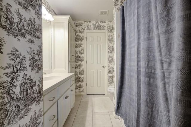 1100 Wild Plum Lane, Edmond, OK 73025