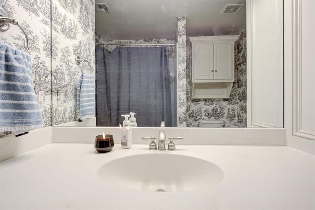 1100 Wild Plum Lane, Edmond, OK 73025