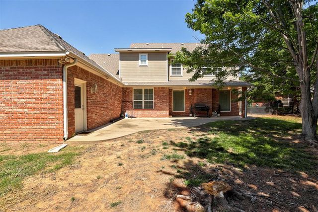 1100 Wild Plum Lane, Edmond, OK 73025