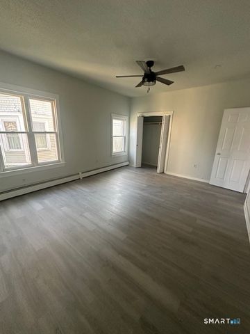 51-53 Irving Street 1, Hartford, CT 06112