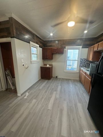 51-53 Irving Street 1, Hartford, CT 06112