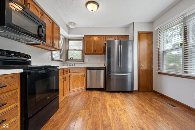 1619 Park Chase Place, Indianapolis, IN 46229