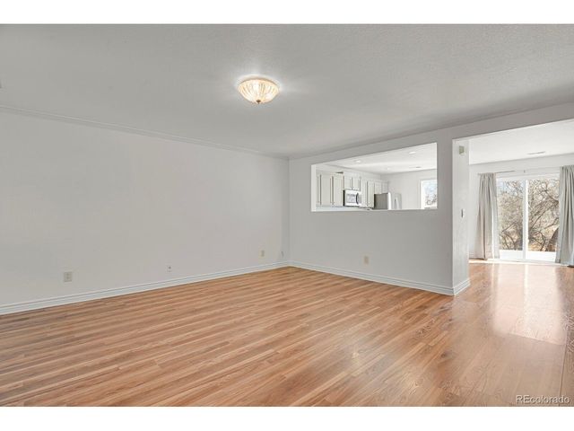 7726 S Kittredge Ct, Englewood, CO 80112