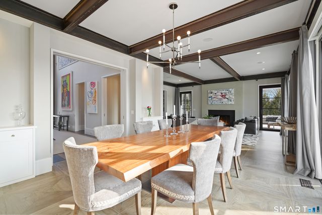 30 Meadowcroft Lane, Greenwich, CT 06830