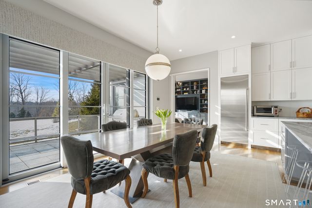 30 Meadowcroft Lane, Greenwich, CT 06830