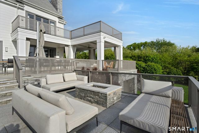 30 Meadowcroft Lane, Greenwich, CT 06830