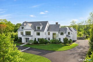 30 Meadowcroft Lane, Greenwich, CT 06830