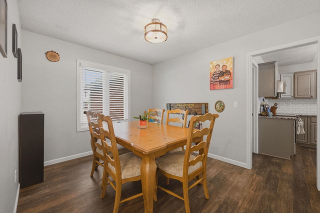 10701 W Westport, Wichita, KS 67212