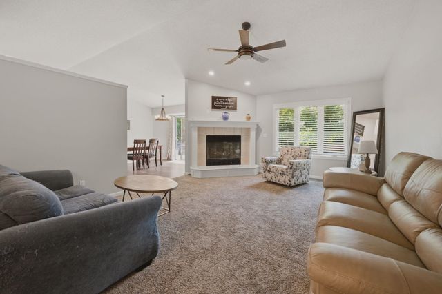 10701 W Westport, Wichita, KS 67212