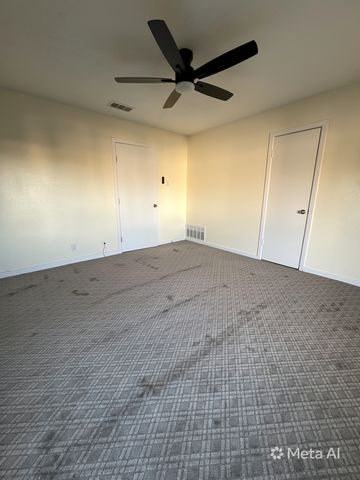 214 E Acheson Street, Denison, TX 75021