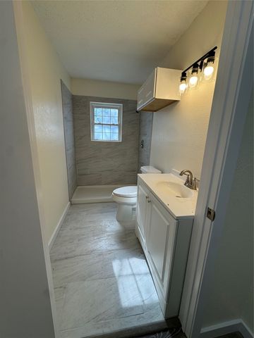 214 E Acheson Street, Denison, TX 75021