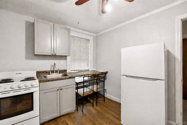 19 W Maple Avenue, Suffern, NY 10901