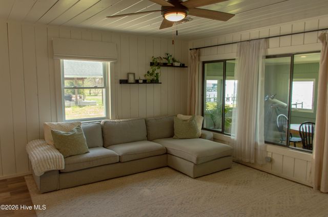 159 Nixons Beach Road, Edenton, NC 27932