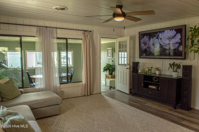 159 Nixons Beach Road, Edenton, NC 27932