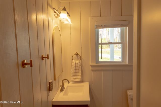 159 Nixons Beach Road, Edenton, NC 27932