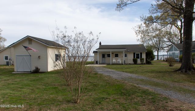 159 Nixons Beach Road, Edenton, NC 27932