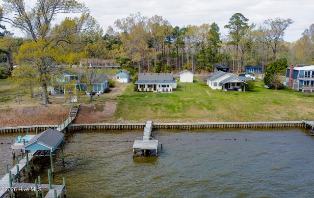 159 Nixons Beach Road, Edenton, NC 27932