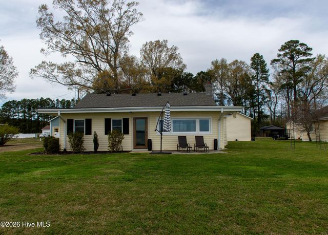 159 Nixons Beach Road, Edenton, NC 27932