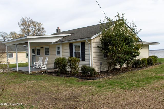 159 Nixons Beach Road, Edenton, NC 27932