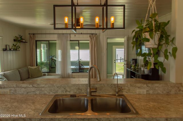 159 Nixons Beach Road, Edenton, NC 27932