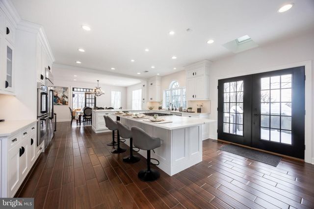 2104 SQUIRREL HILL RD, Schwenksville, PA 19473