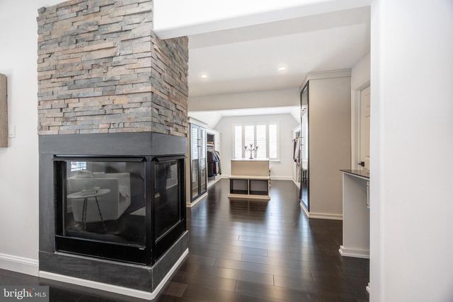 2104 SQUIRREL HILL RD, Schwenksville, PA 19473