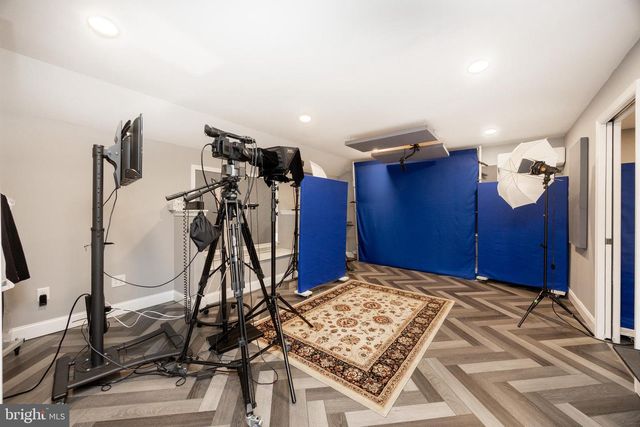 2104 SQUIRREL HILL RD, Schwenksville, PA 19473