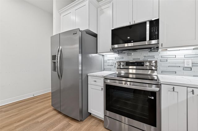 6630 Highrock Road, Houston, TX 77092