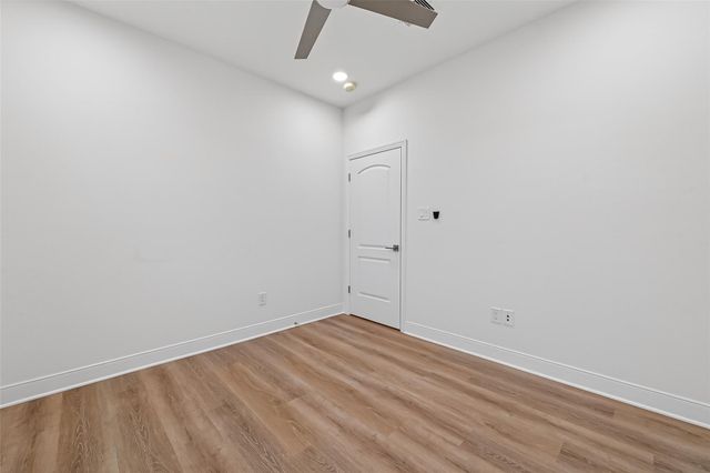 6630 Highrock Road, Houston, TX 77092