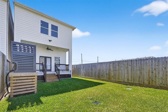 6630 Highrock Road, Houston, TX 77092