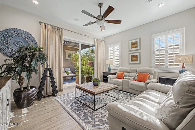 9323 W YELLOW BIRD Lane, Peoria, AZ 85383