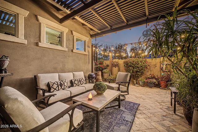 9323 W YELLOW BIRD Lane, Peoria, AZ 85383