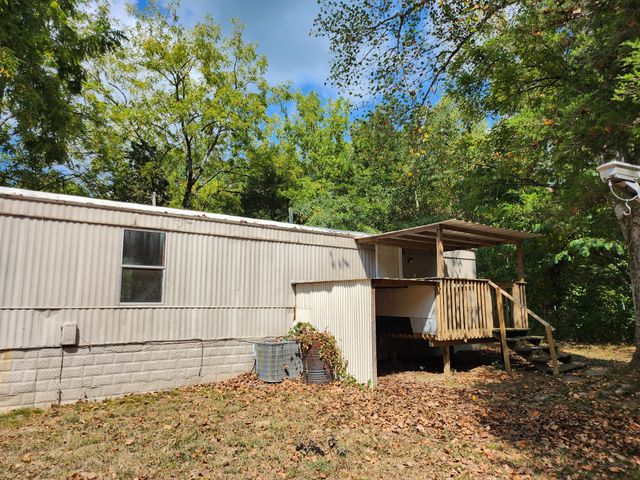 198 Old Hickory Pl, Smithville, TN 37166