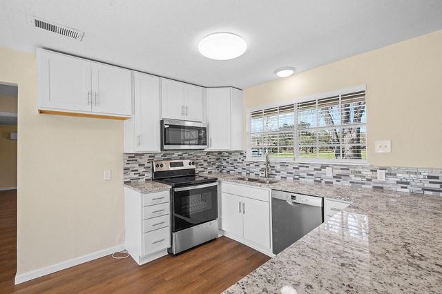 2631 Benbow Road, Inez, TX 77968