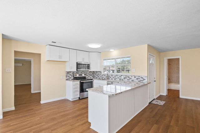 2631 Benbow Road, Inez, TX 77968