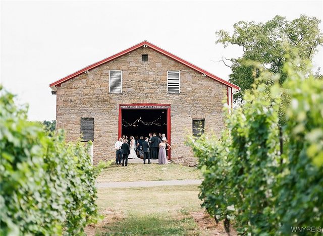 5138 Lower Mountain Road, Cambria, NY 14094