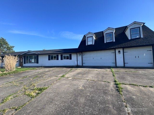3215 Williams Avenue, Longview, WA 98632