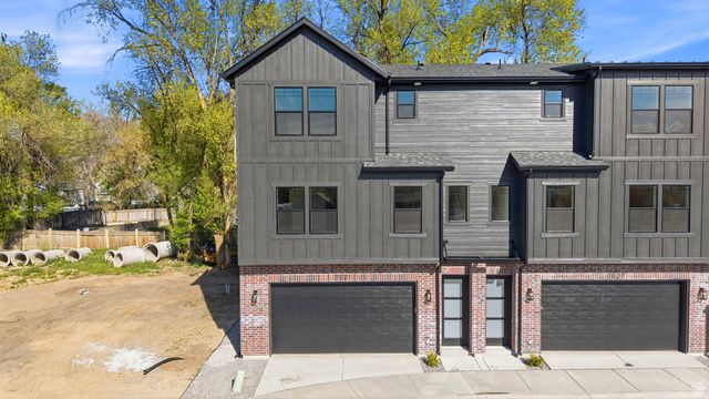 7613 S 300 E, Sandy, UT 84047