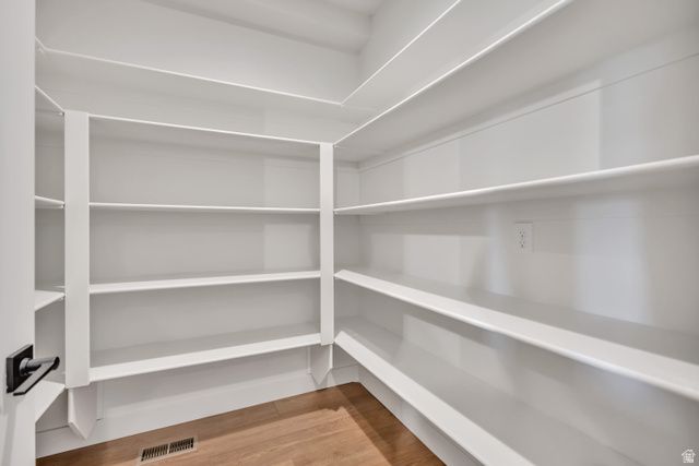 7613 S 300 E, Sandy, UT 84047